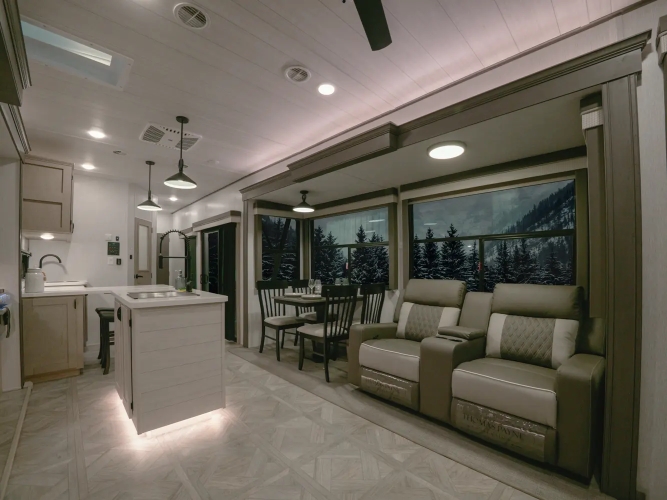 Wildwood 40RLB LODGE Passion VR Caravane Vaillancourt